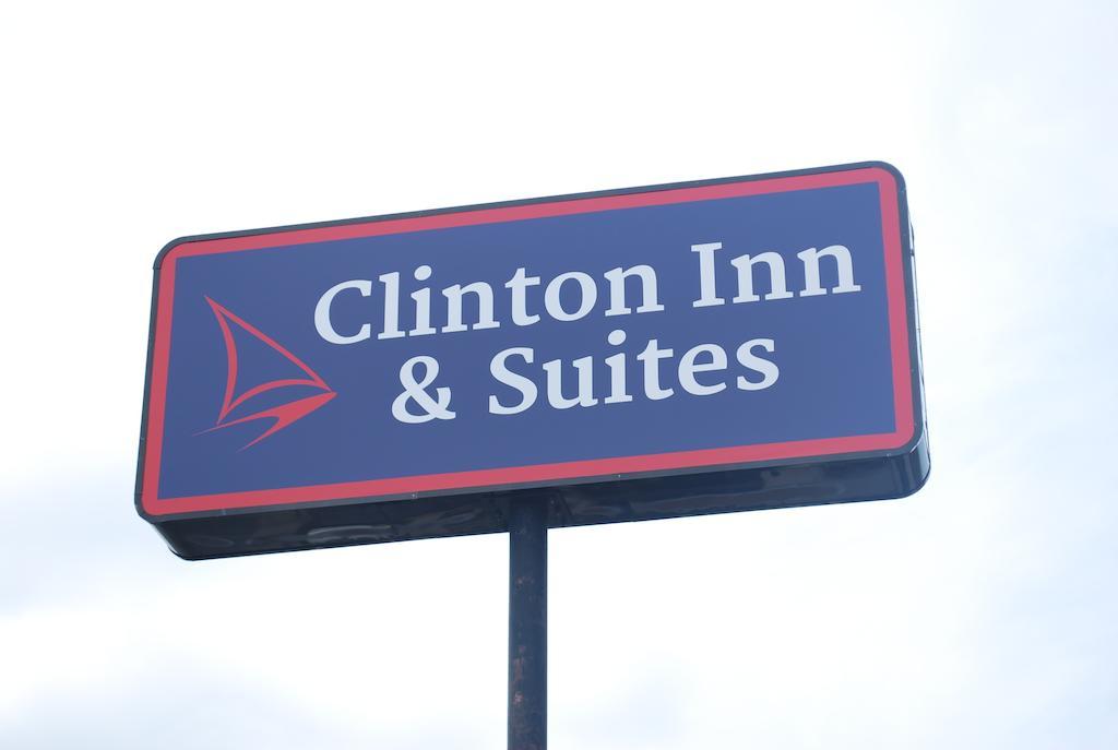 Clinton Inn & Suites Port Clinton Zewnętrze zdjęcie